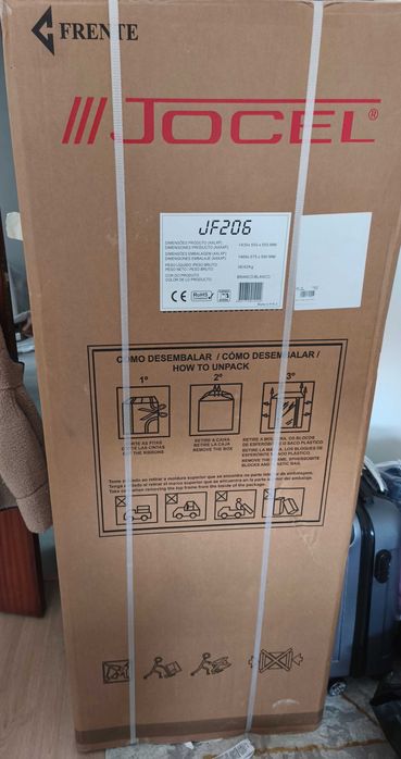 Frigorífico com Congelador Novo em Caixa Nunca Usado Com Fatura