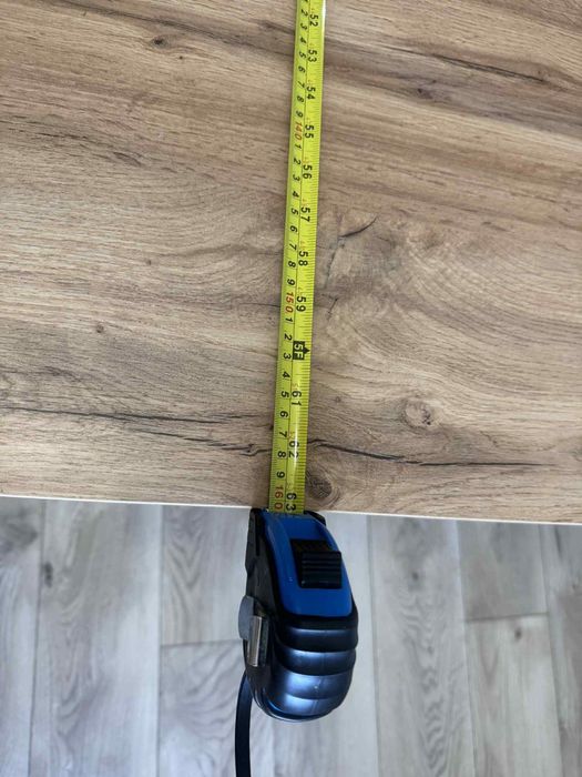 Stół do jadalni lub kuchni