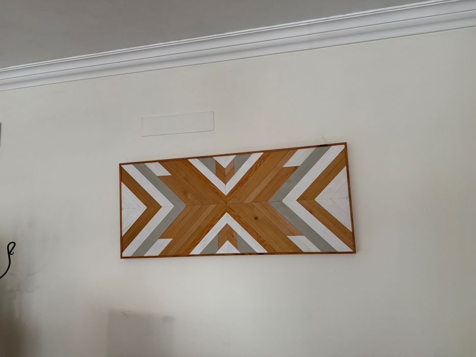 Painel geométrico madeira