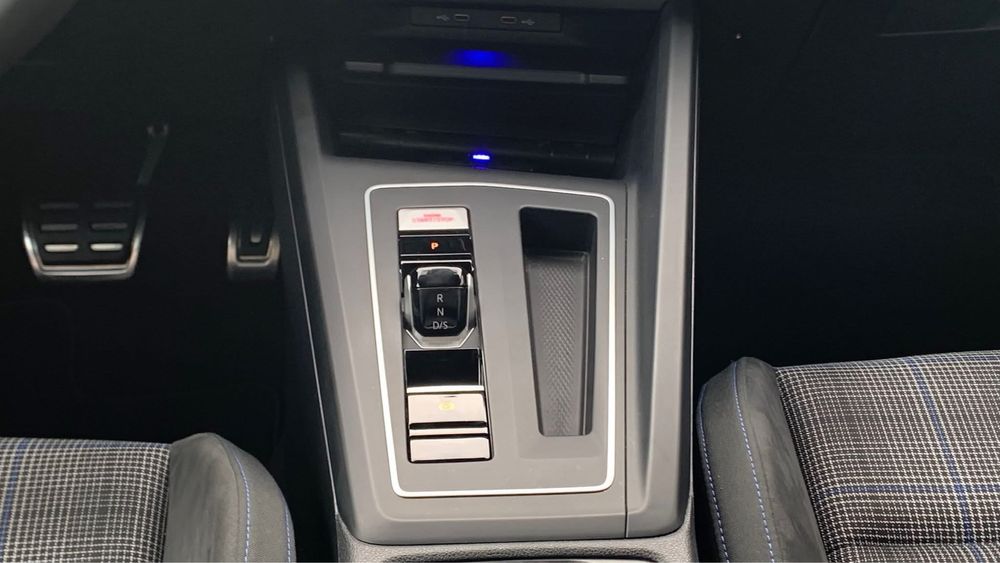 VW Golf GTE Hibrido Plug-in 245 cv