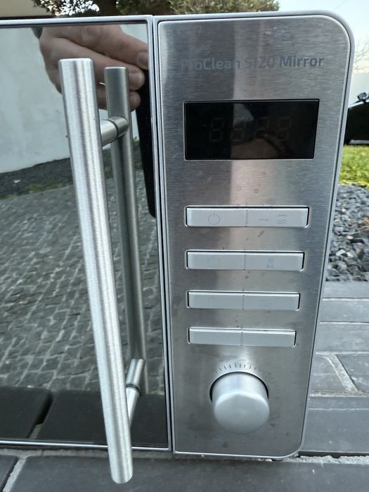 Microondas com grill 700/800W