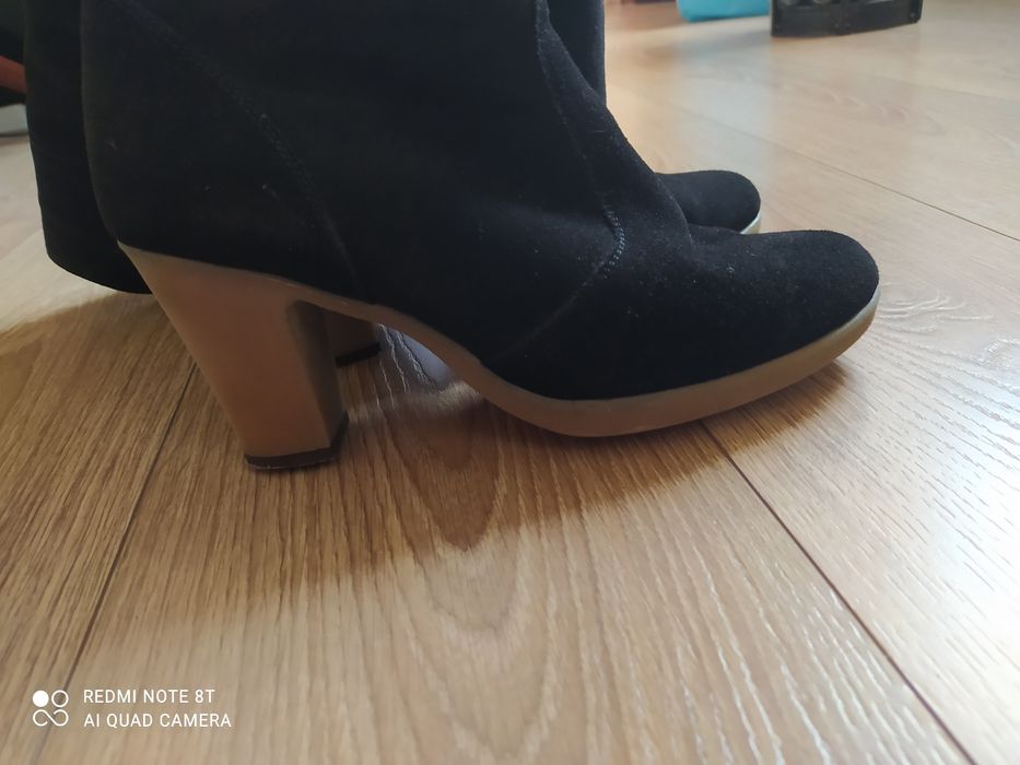 Чоботи, сапожки зимові.