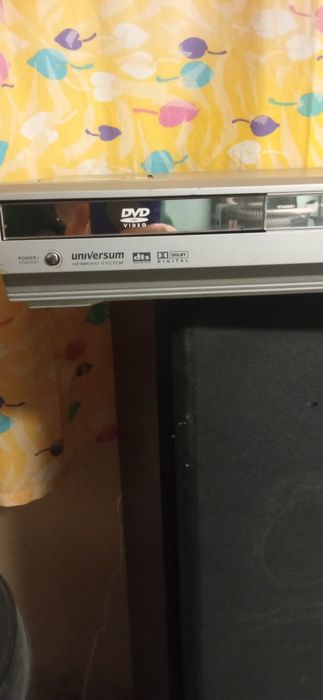 Sprzedam DVD uniwersum i kolumne magnat