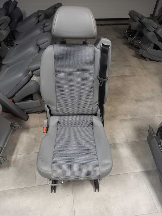 Fotele kapitańskie Vito Viano W639 lift -dobra cena