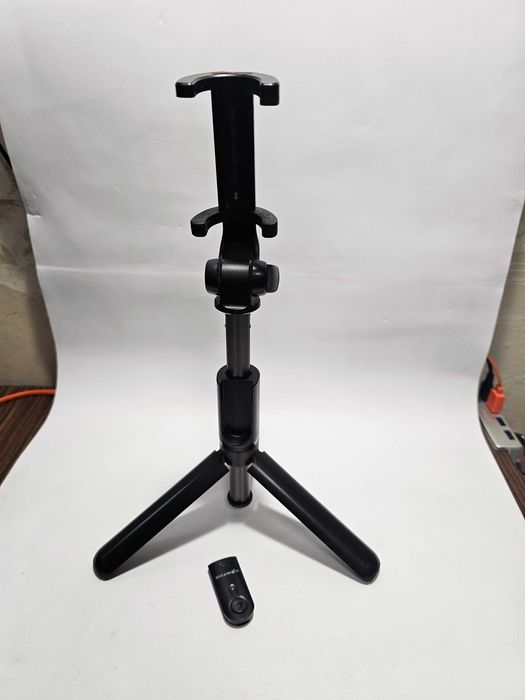 Селфі-стик, монопод Blitzwolf BW-BS3 з Bluetooth керуванням