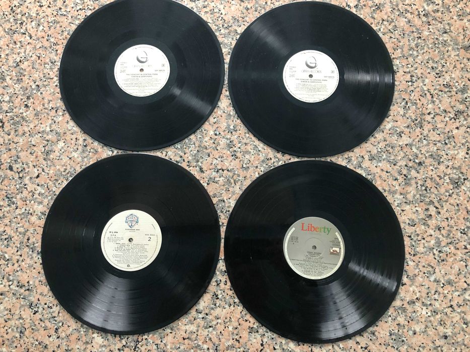 Discos Vinil (LP e Singles)