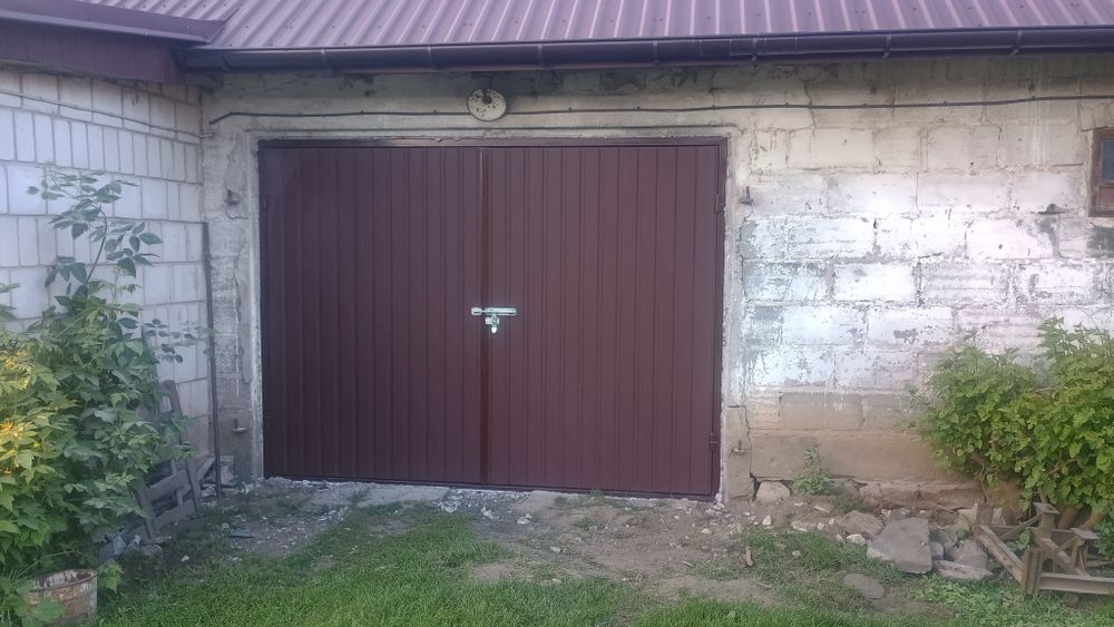 Bramy , drzwi garażowe