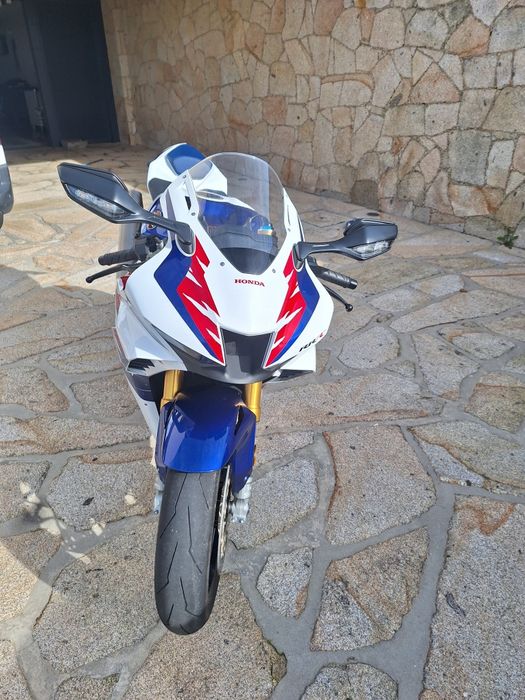 Honda cbr 1000 RRR SP