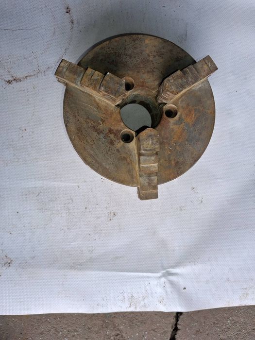 Патрон токарный наружный