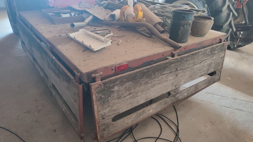 Carrinha Bedford KBD 25 para restauro