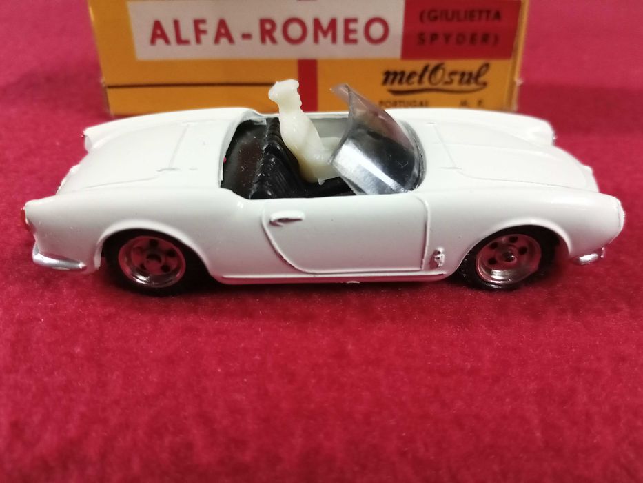 1/43 Alfa Romeo Giulietta Spider - Metosul