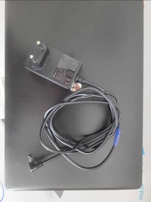 Laptop techbite zin 14.1  bis