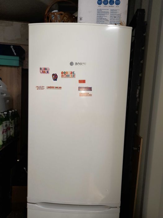 Sprzedam lodówkę Bosch