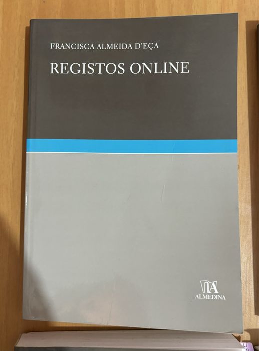 Livros de Direito variados