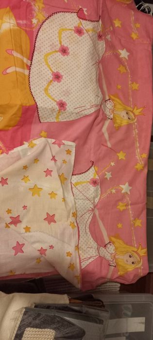 2 Capas de edredom princesas /Minnie
