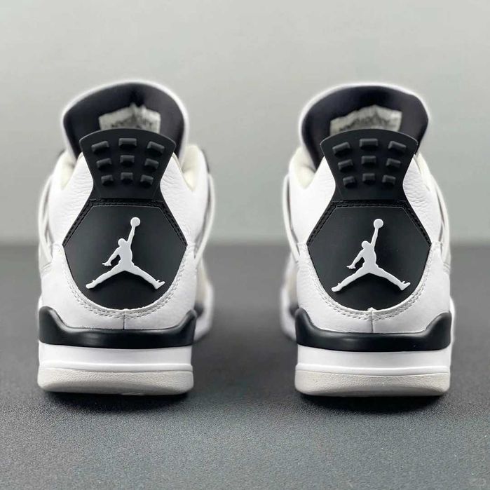 Jordan_Air_Jordan_4_Retro R.38