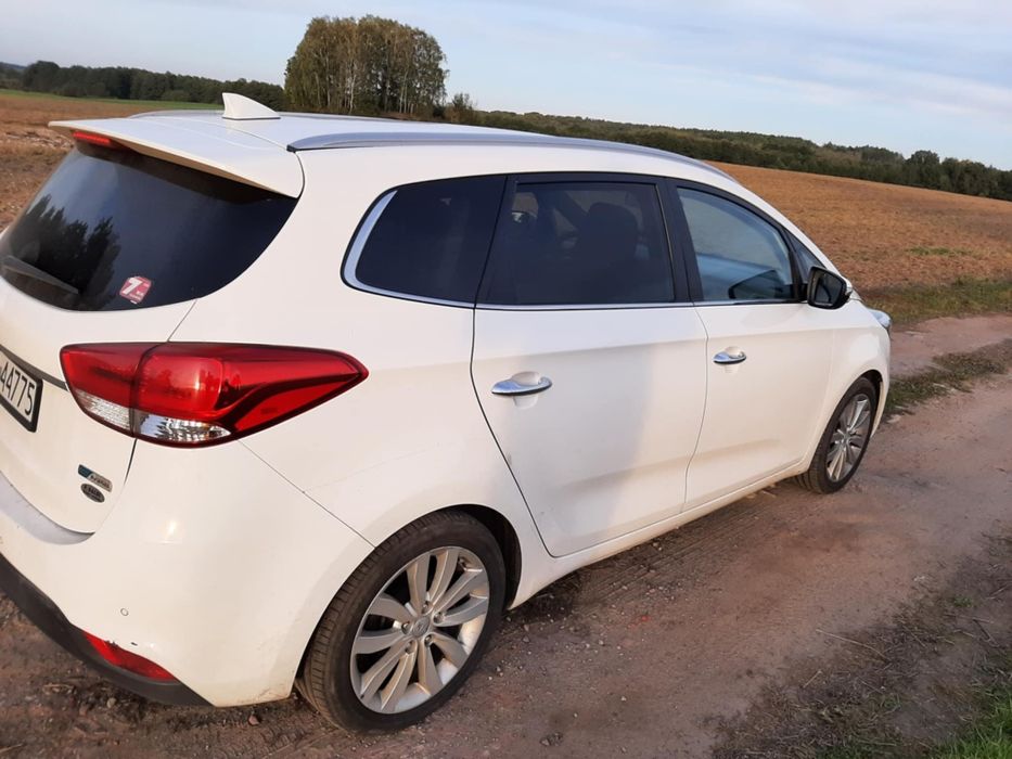 Kia carens 7 osobowy