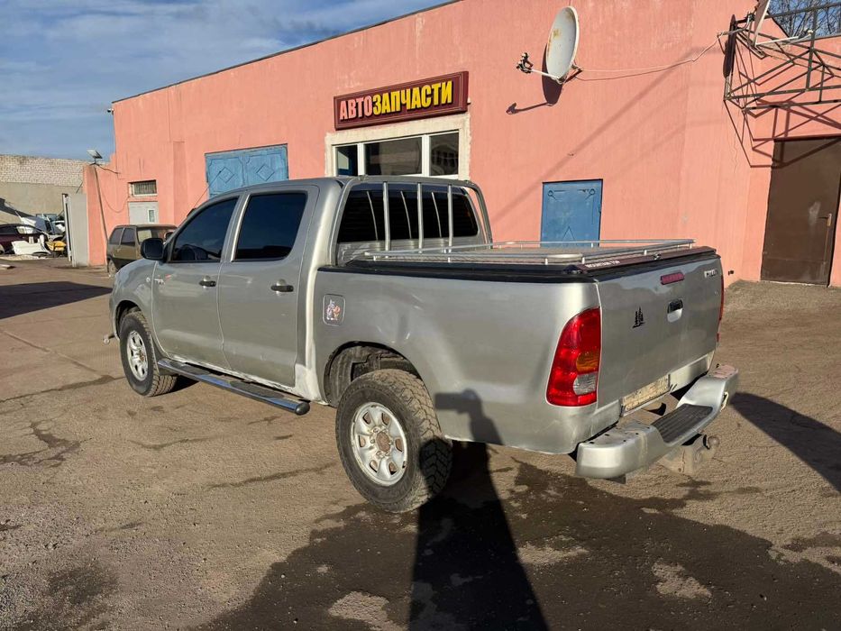 TOYOTA HILUX Кузов KUN25L Двигун 2,5 2KDFTV Мкпп Міст Розбірка