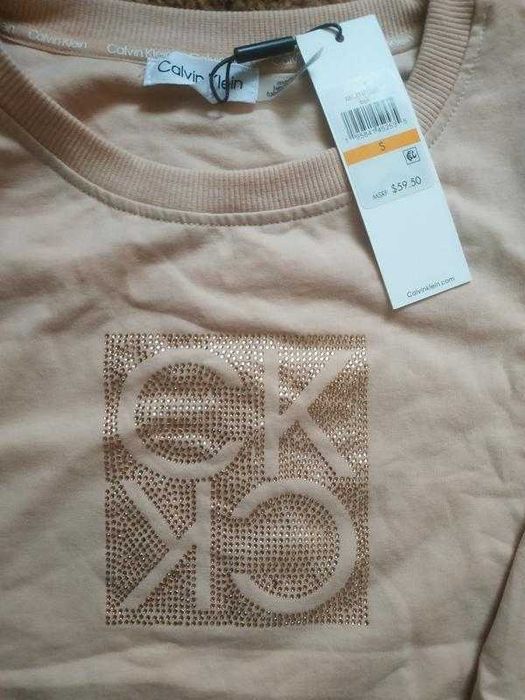 Стильный брендовый нюдовый.бежевый свитшот Calvin Klein