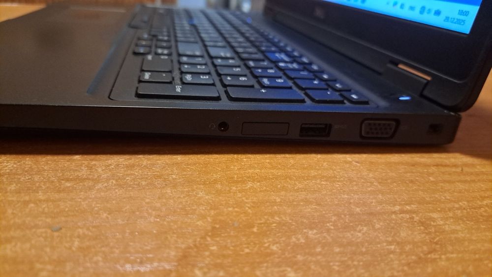 Продам ноутбук Dell Latitude 5590