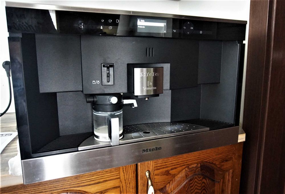 Ekspres do kawy Miele CVA 6431