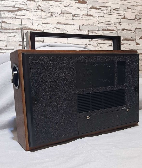 Радіоприймач Океан 203