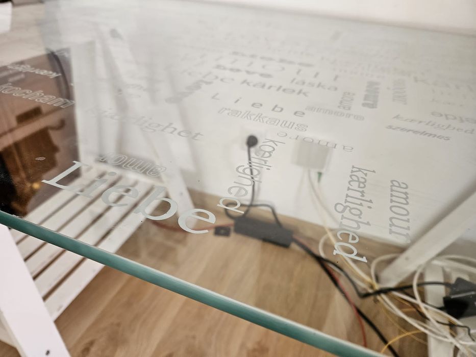 Secretaria de vidro IKEA 150 x 80 cm