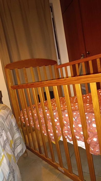 Berço de madeira TRAMA + Colchão novo