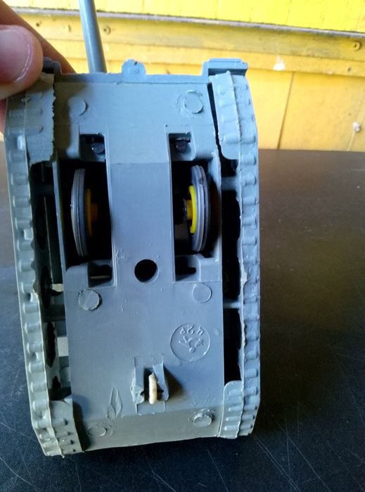 Игрушка танк СССР