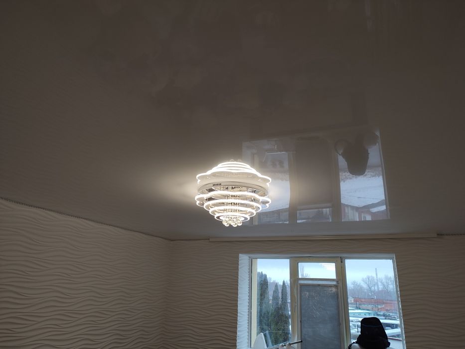 Натяжні стелі натяжные потолки пвх та тканеві, послуги єлектрика