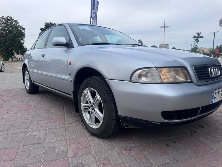 Продам ауді а 4 1996 року
