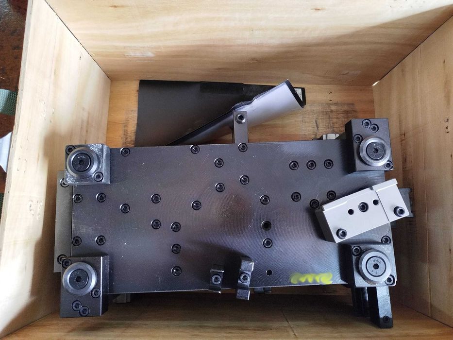 Cortante Para Perfil de Alumínio – Câmara Europeia