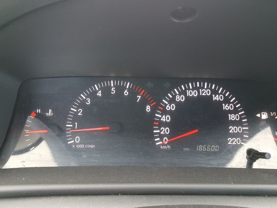 Toyota Corolla e12 1.4 benzyna