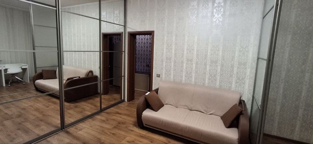 Оренда просторої 1-кімнатної квартири 48 м² (видова)