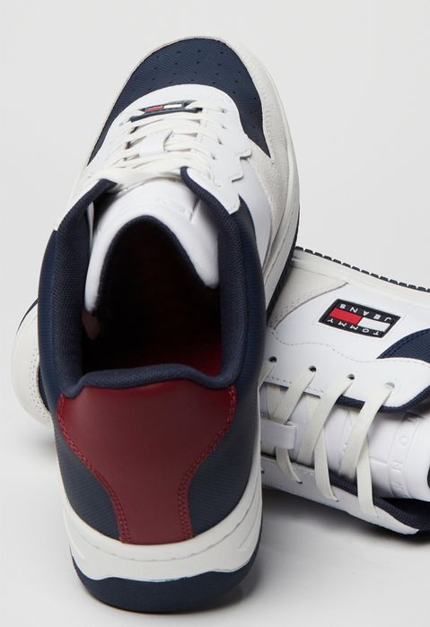 Sneaker em Nobuck Tommy Jeans (ÚLTIMOS TAMANHOS)