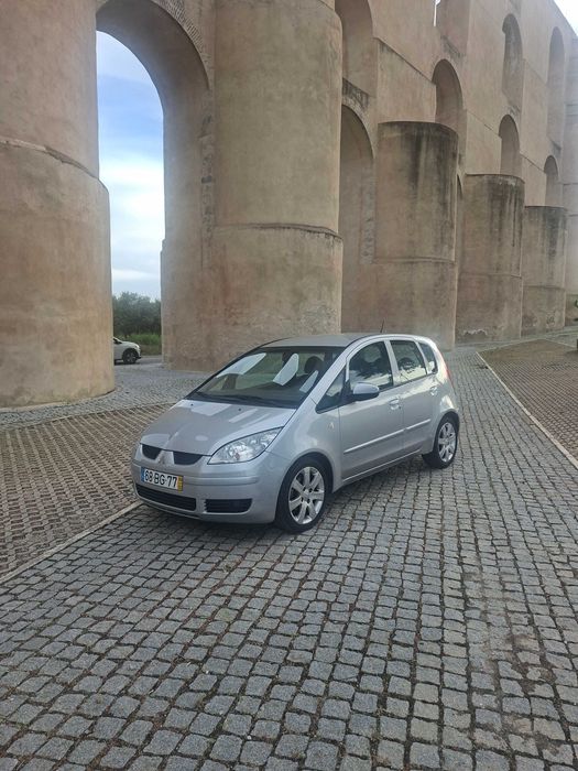 Mitsubishi Colt — fotografia 11