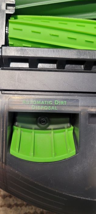 iRobot Roomba i7+, Na gwarancji, Czarny, z samoczyszczącą stacją