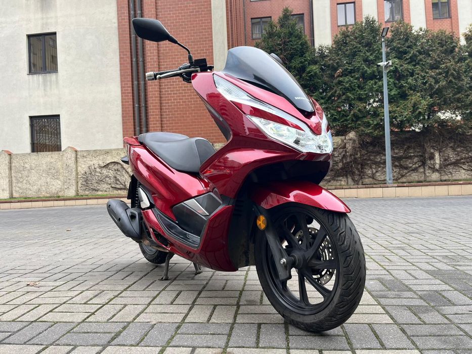 Honda pcx 125ccm 2019 rok