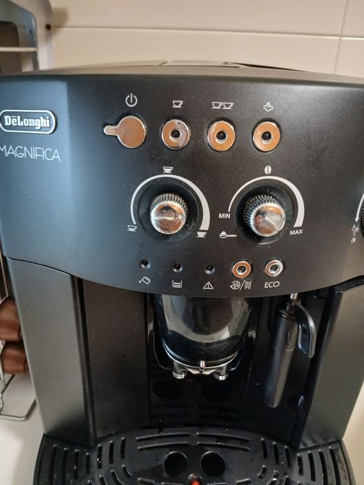 Máquina café Delonghi