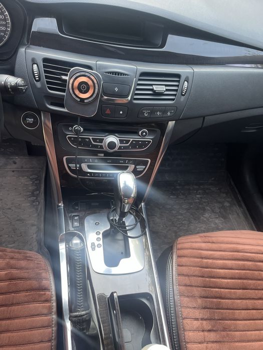 Продам власний автомобіль.