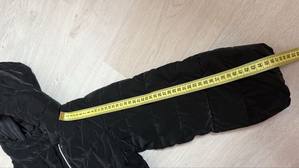 Демісезонна куртка reserved