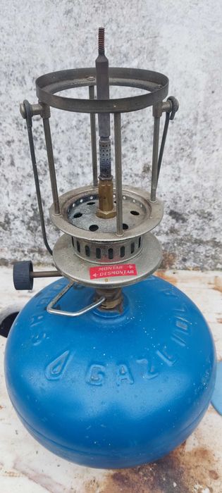 Candeeiro sem botija