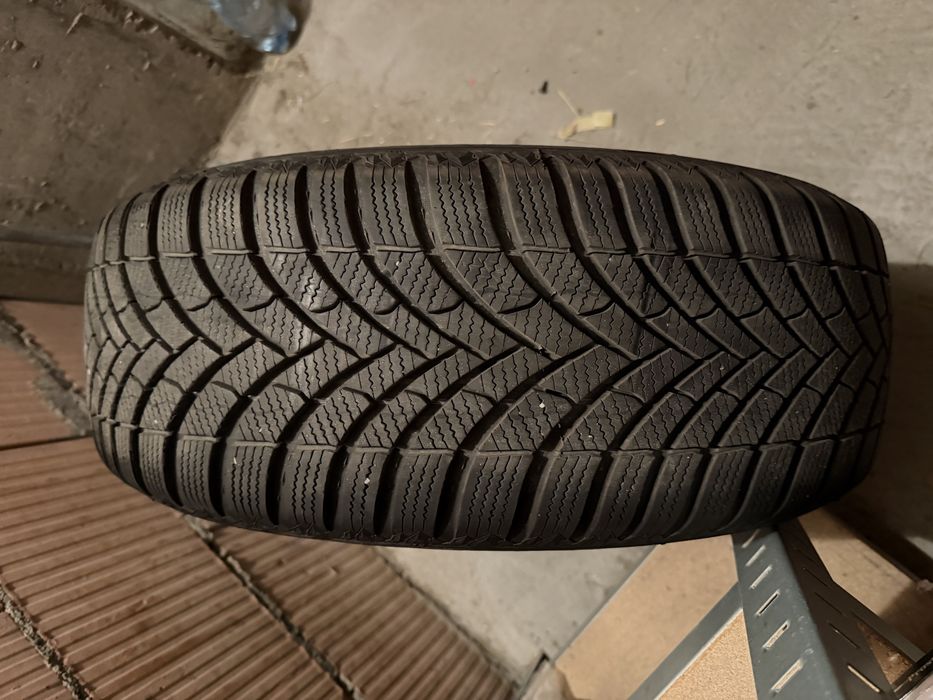 Koła zimowe z czujnikami 16 cali Ford Mondeo 215 60 R16