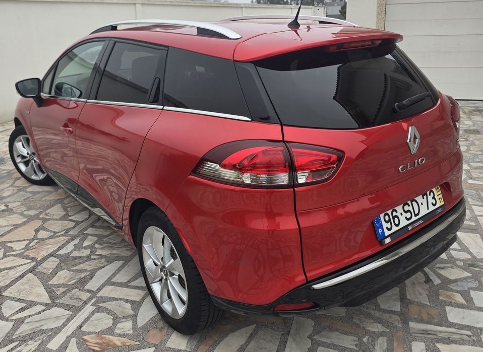 Renault Clio com 23000 Km