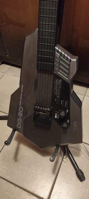 Cyfrowa gitara Casio DG-20