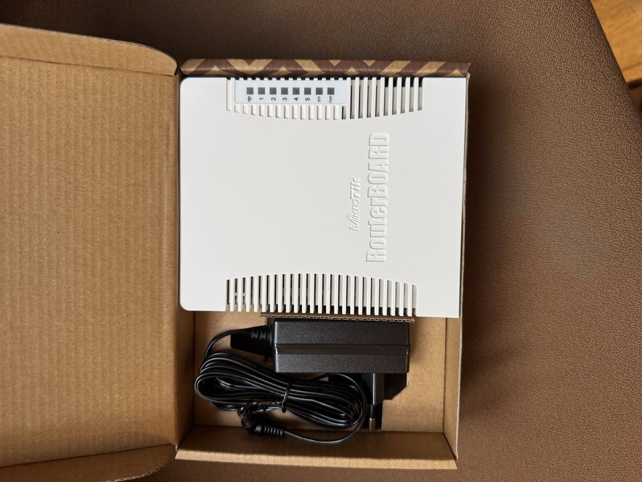 Mikrotik RB962UiGS-5HacT2Hnt