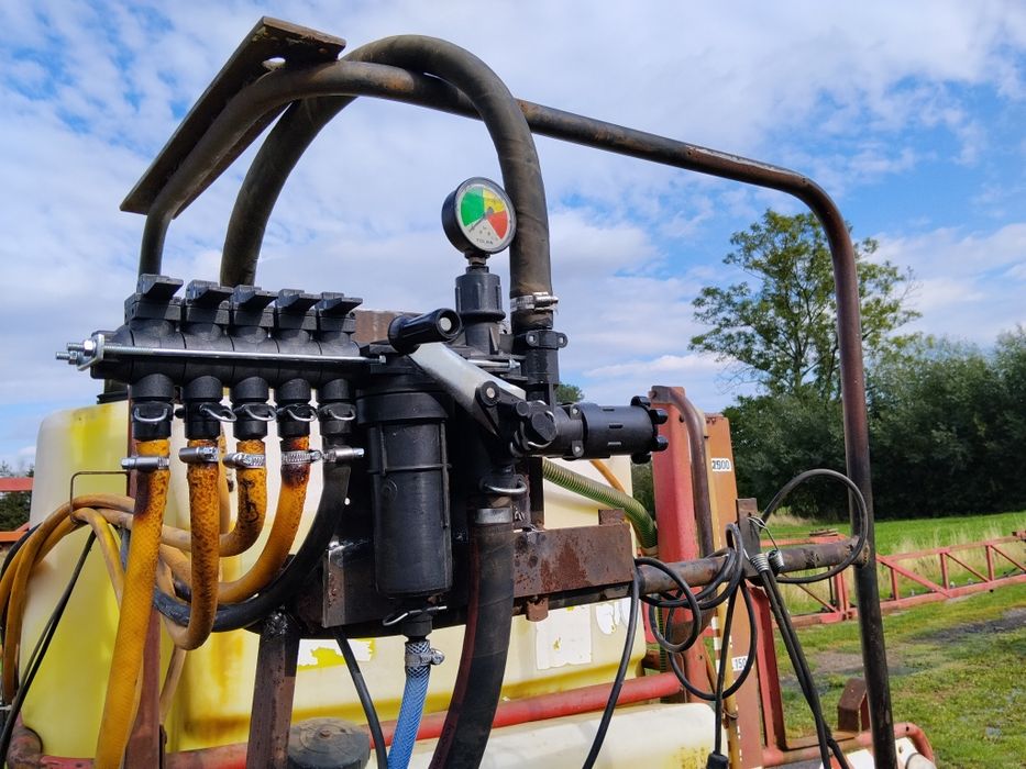 Opryskiwacz pilmet 2500l