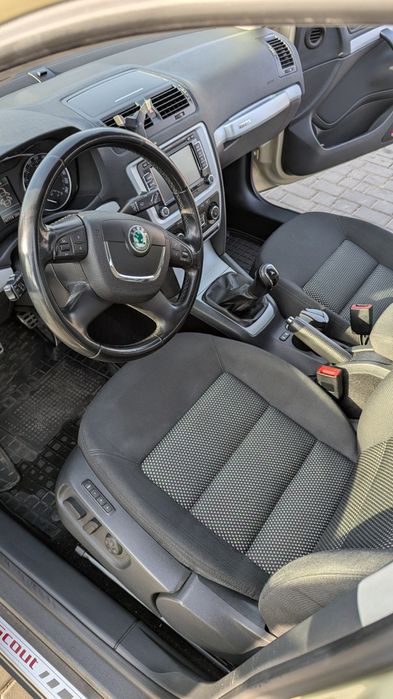 Skoda Octavia Scout 4x4 2011 1.8 tsi (повний привід)