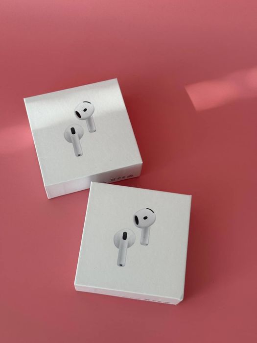 Apple AirPods 4 нові бездротові навушники