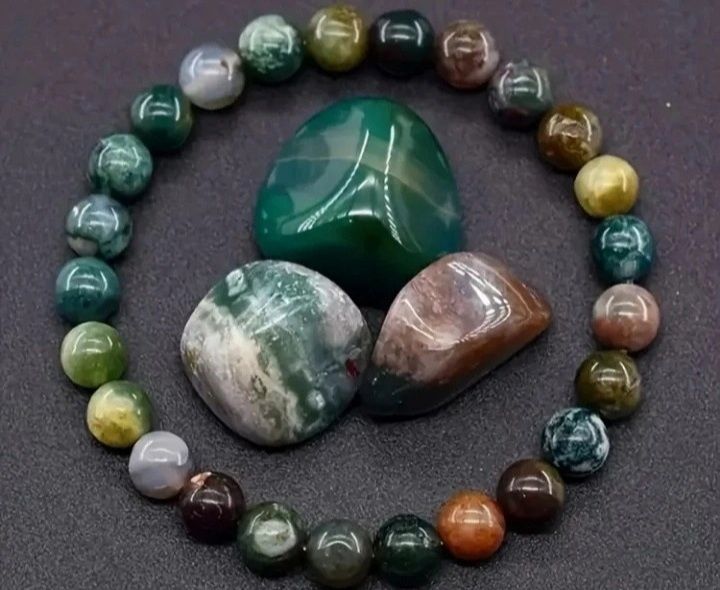 Pulseira elástica de contas de ágata indiana